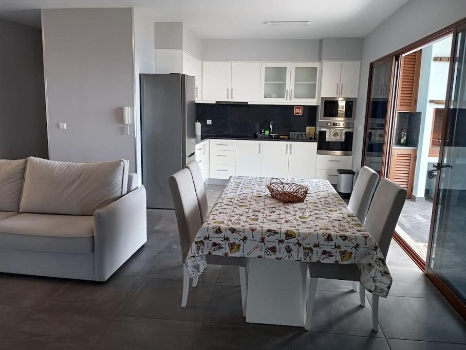 O Pomar - A Quiet Sunny Place With Amazing Sea Views Paul do Mar  Bagian luar foto